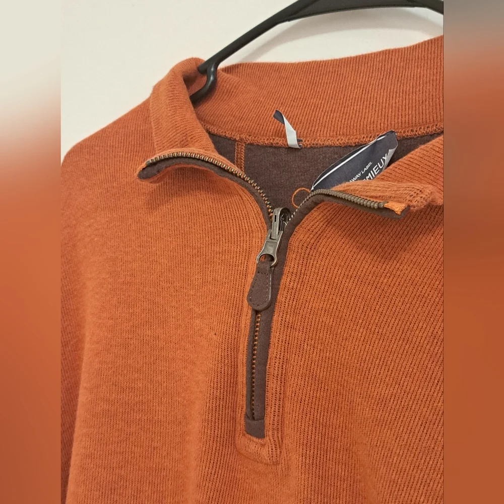 Daniel Cremieux stylish rust